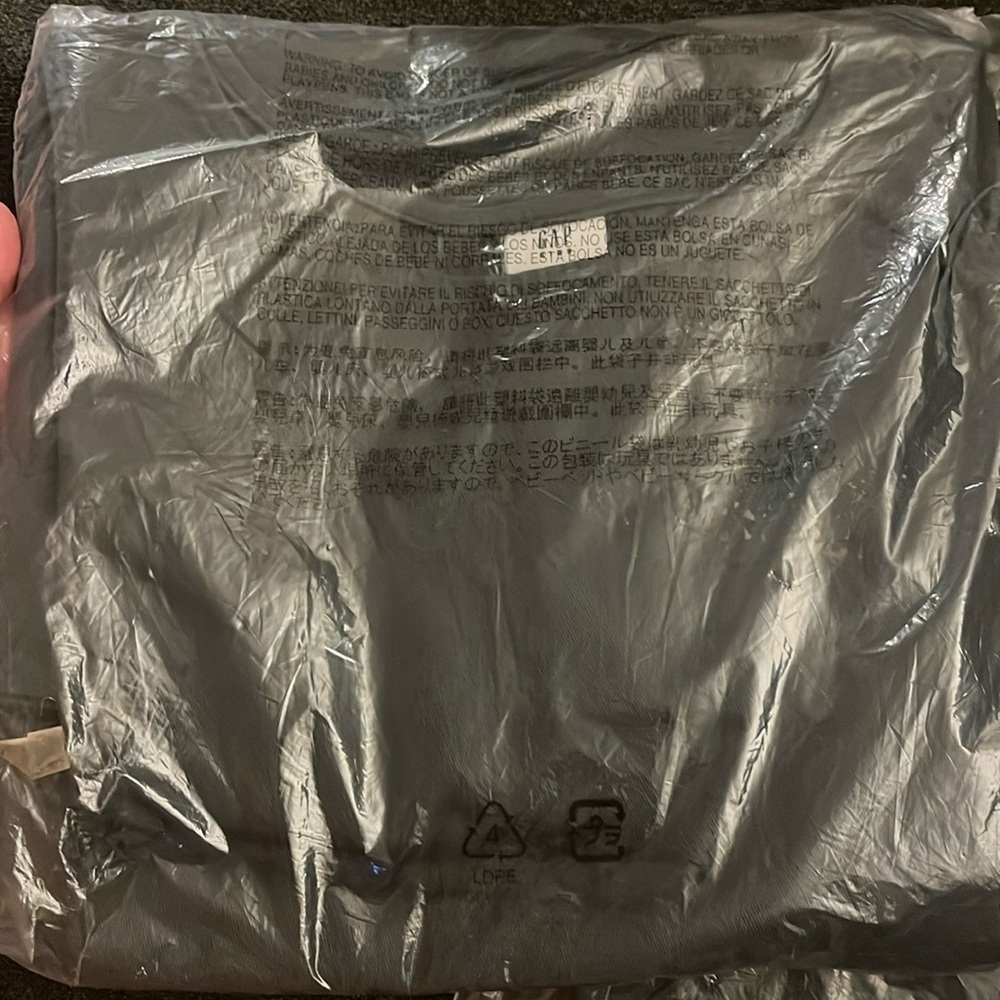 Gap uniform jumpers size xl